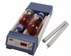 Stuart SRT6D滾筒式混合機(jī)，取下棒料